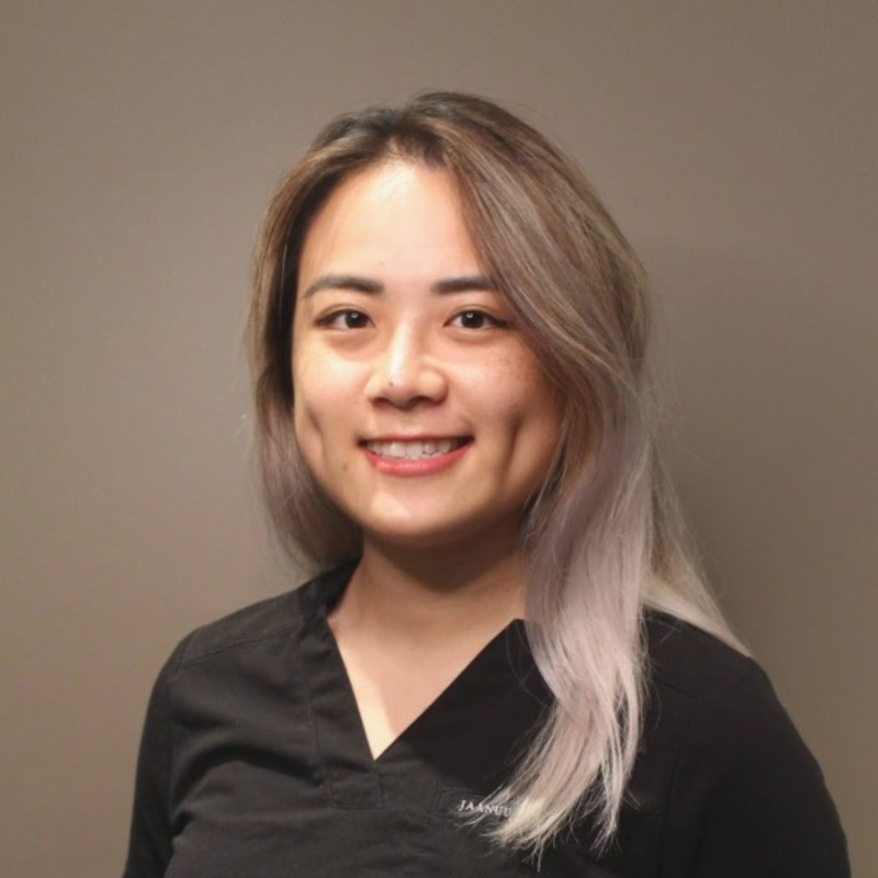 Ashley Du Nhan, OD